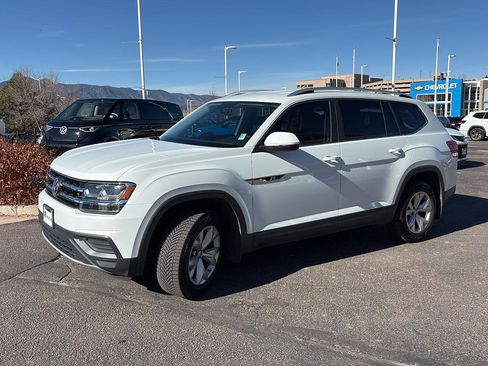 Used 2018 Volkswagen Atlas S image 3