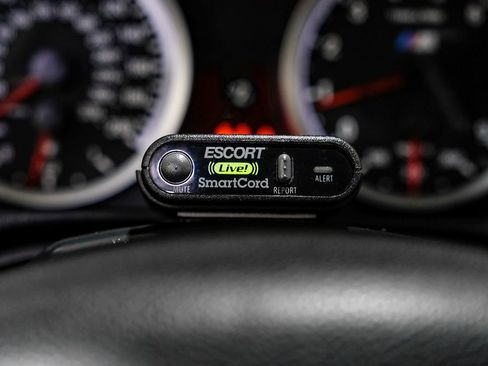 Used 2011 BMW M3 Convertible RWD image 18