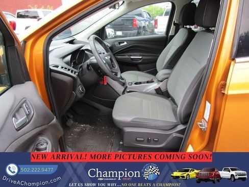 Used 2016 Ford Escape SE AWD/4WD image 10