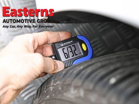 Used 2018 Tesla Model 3 Long Range image 20