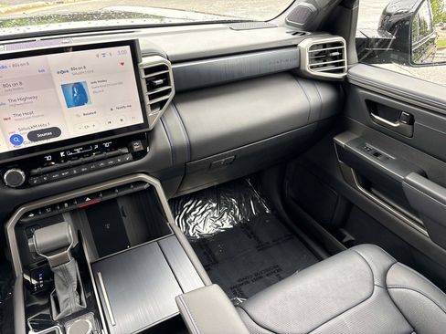 Used 2026 Toyota Sequoia Platinum w/ Tow Technology Package AWD/4WD image 30
