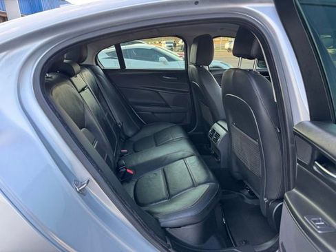 Used 2017 Jaguar XE Prestige RWD image 11