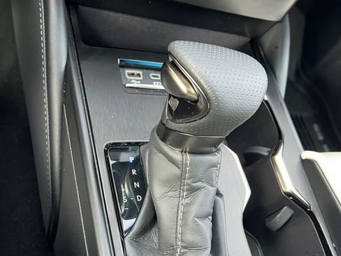 Certified 2025 Lexus ES 300h F Sport image 23