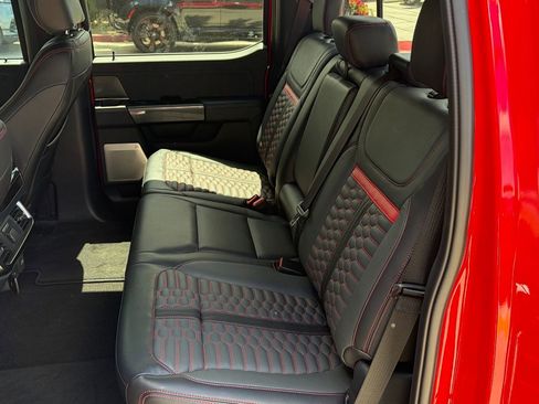 Used 2022 Ford F150 Lariat w/ Equipment Group 502A High image 9