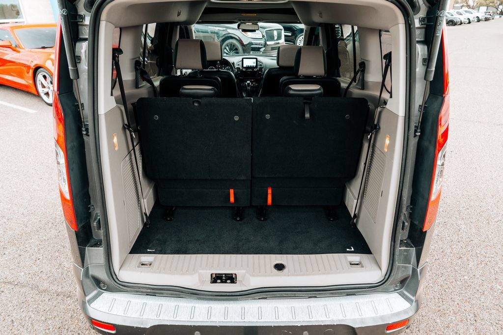 Used 2019 Ford Transit Connect Titanium w/ Titanium Premium Package FWD image 37