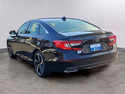 Used 2022 Honda Accord Sport image 6