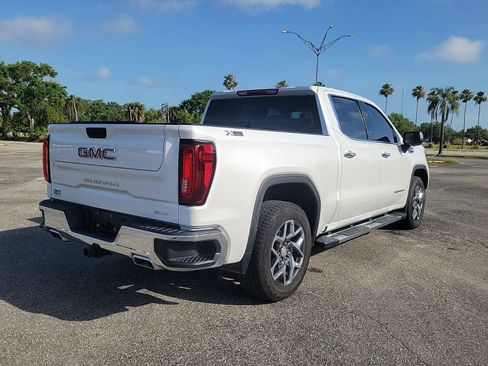Used 2023 GMC Sierra 1500 SLT w/ SLT Premium Package AWD/4WD image 6