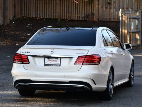 Used 2014 Mercedes-Benz E 550 4MATIC Sedan image 10