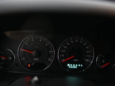 Used 2005 Chrysler Sebring Touring image 25