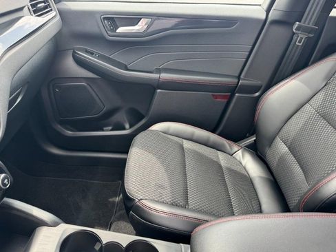 Used 2024 Ford Escape ST-Line w/ Tech Pack #1 image 14