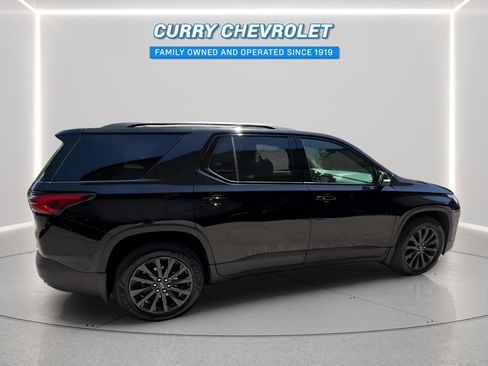 Used 2023 Chevrolet Traverse RS AWD/4WD image 14