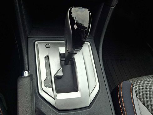 Used 2019 Subaru Crosstrek 2.0i Premium image 16