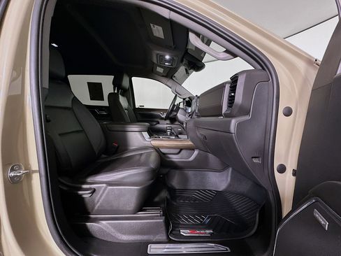 Used 2022 Chevrolet Silverado 1500 LT Trail Boss w/ Convenience Package II image 29