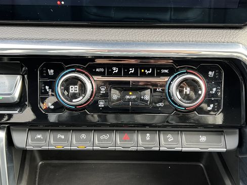 Used 2024 GMC Sierra 1500 Denali w/ Denali Reserve Package image 31