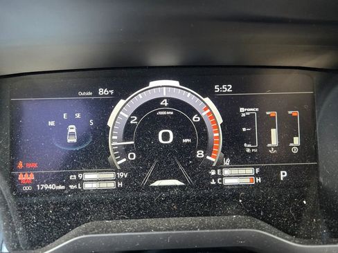 Used 2024 Toyota Tundra Platinum image 31