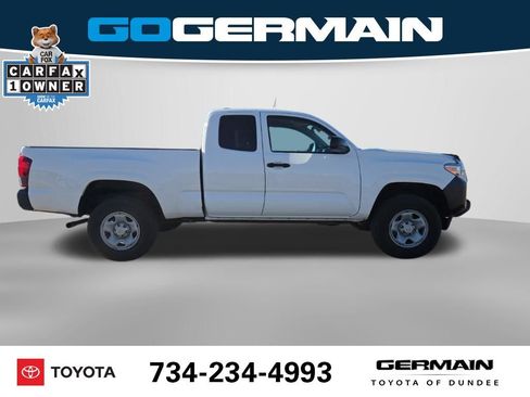 Used 2023 Toyota Tacoma SR image 7