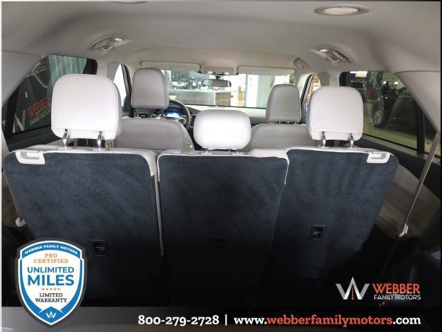Used 2023 Ford Explorer XLT w/ Equipment Group 202A AWD/4WD image 9