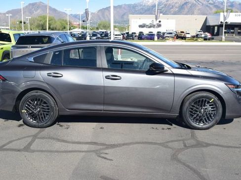 New 2026 Nissan Sentra SV FWD image 8