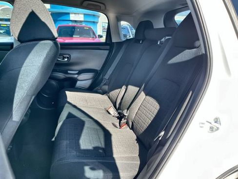 Used 2025 Honda HR-V LX image 31