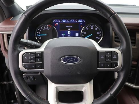 Used 2024 Ford Expedition Max Limited image 19