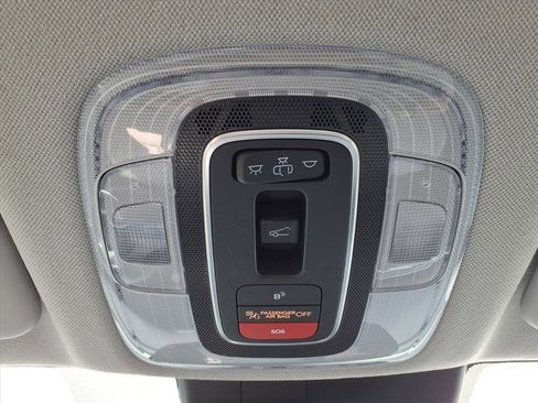 Certified 2024 Hyundai Elantra Limited image 18