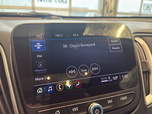 Used 2024 Chevrolet Malibu LT image 11