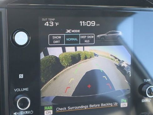 Certified 2025 Subaru Crosstrek 2.5i Limited w/ Popular Package #4A image 11