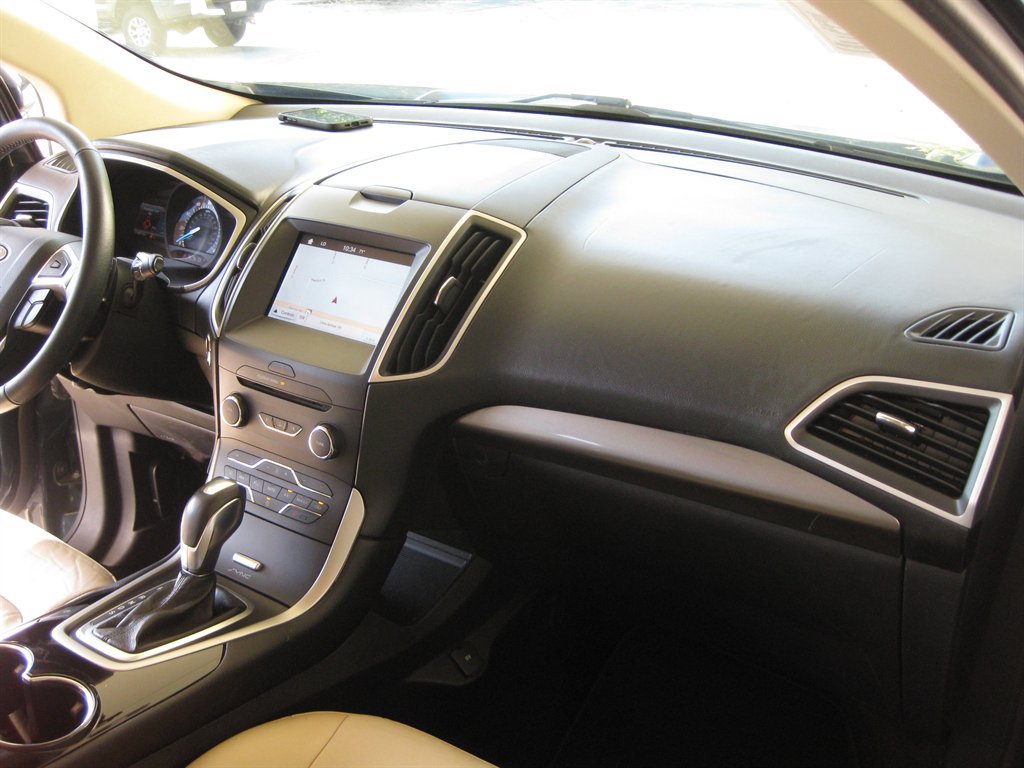 Used 2016 Ford Edge SEL w/ Equipment Group 201A FWD image 37