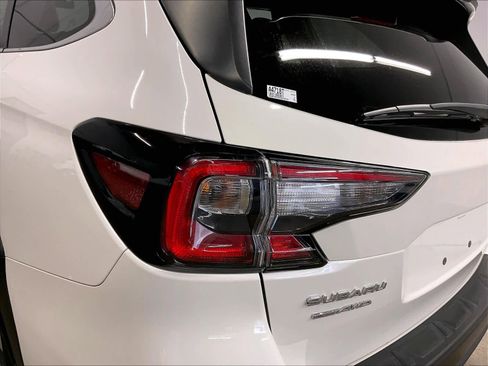 Used 2025 Subaru Outback Premium image 29