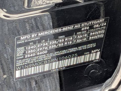 Used 2024 Mercedes-Benz EQB 250+ image 26