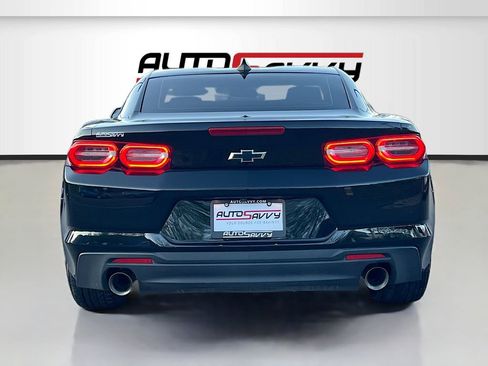 Used 2024 Chevrolet Camaro LT w/ Technology Package image 6