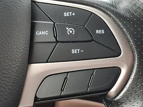 Used 2019 Dodge Durango SXT AWD/4WD image 21