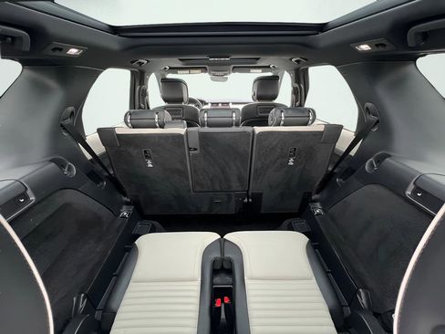 Used 2021 Land Rover Discovery HSE R-Dynamic image 28