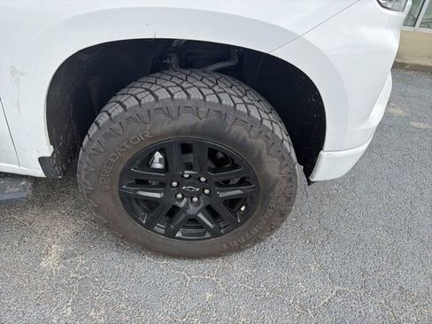 Used 2023 Chevrolet Silverado 1500 RST image 10
