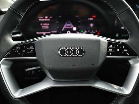 New 2025 Audi Q5 2.0T Premium Plus image 32