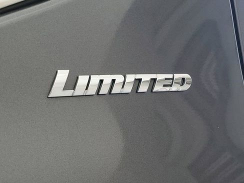 Used 2023 Toyota Tundra Limited AWD/4WD image 13