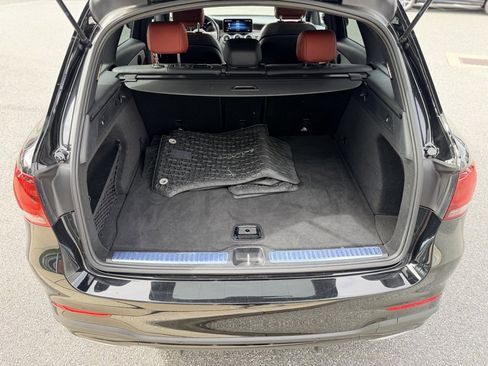 Used 2022 Mercedes-Benz GLC 300 4MATIC image 17