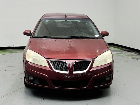Used 2009 Pontiac G6 Sedan w/ Sport Package 2 FWD image 2