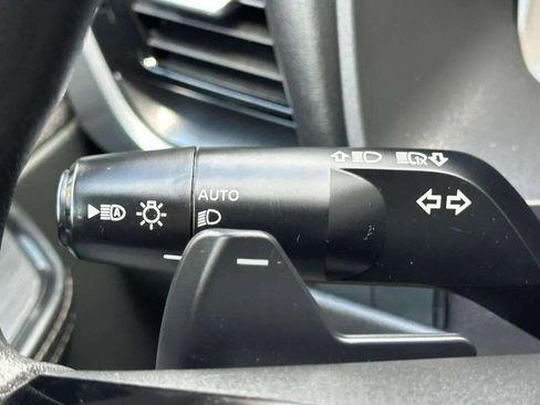 Used 2021 Nissan Rogue SV image 47