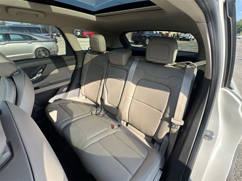 Certified 2022 Lincoln Corsair AWD w/ Premium Package image 30
