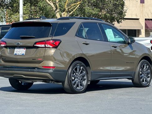 Certified 2024 Chevrolet Equinox RS w/ RS Leather Package image 3