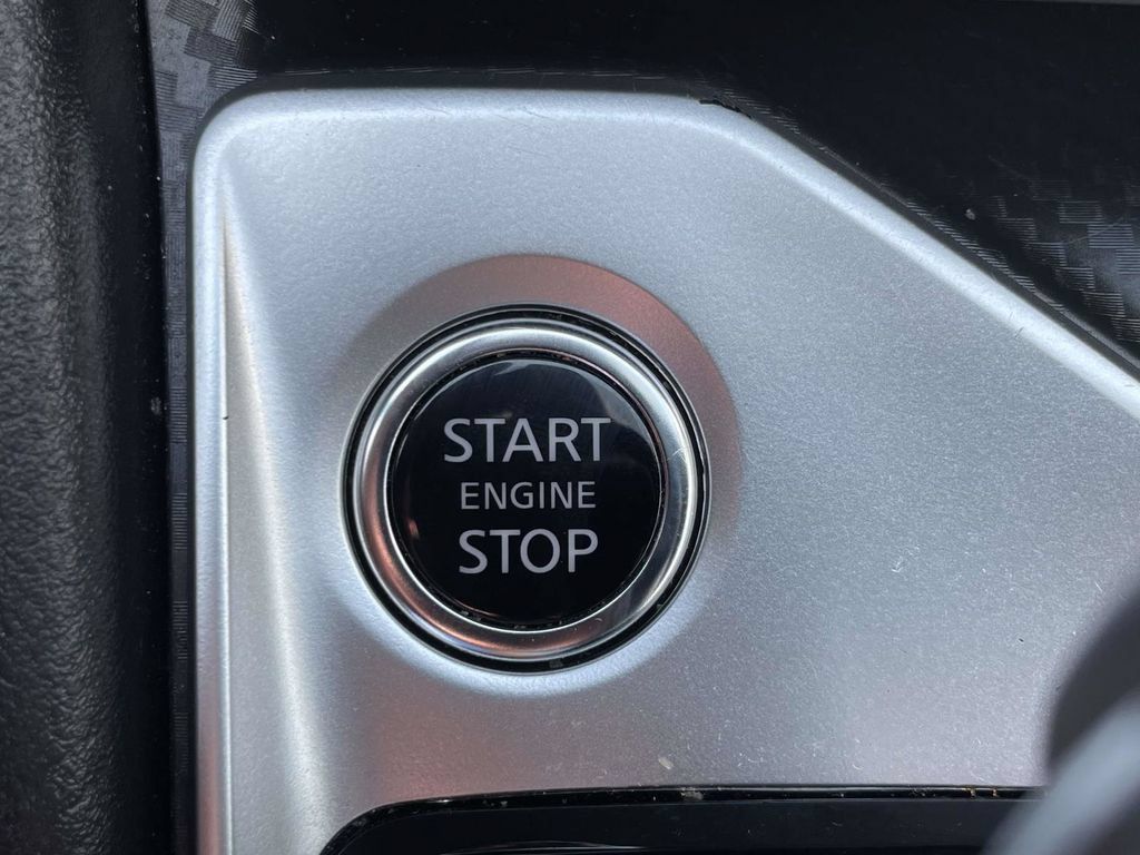 Used 2025 Nissan Altima 2.5 SV w/ SV Special Edition Package FWD image 40