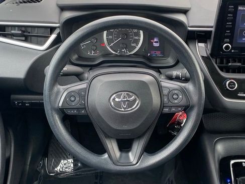 Certified 2022 Toyota Corolla LE image 14