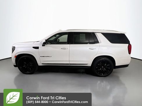 Used 2024 GMC Yukon Denali Ultimate AWD/4WD image 6