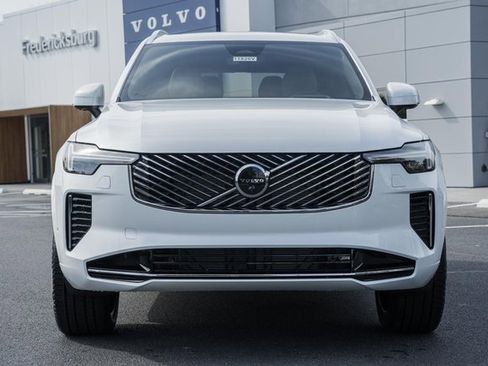 New 2026 Volvo XC90 B6 Ultra w/ Protection Package Premier image 2