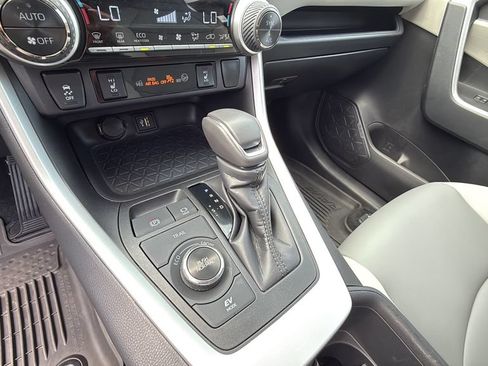 Used 2024 Toyota RAV4 XLE Premium w/ Weather Package AWD/4WD image 28