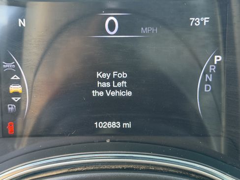 Used 2018 Jeep Grand Cherokee Altitude AWD/4WD image 19