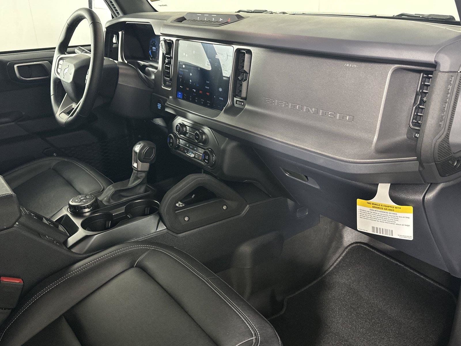 New 2026 Ford Bronco Big Bend w/ Black Diamond Package AWD/4WD image 18