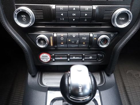 Used 2015 Ford Mustang Coupe RWD image 34