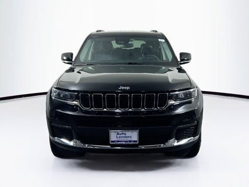 Used 2023 Jeep Grand Cherokee L Limited image 2